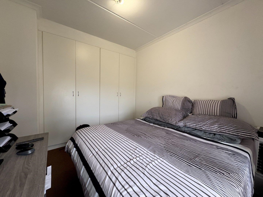 2 Bedroom Property for Sale in Buh Rein Estate Western Cape